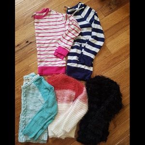 Bundle girls sweaters size 6 / S